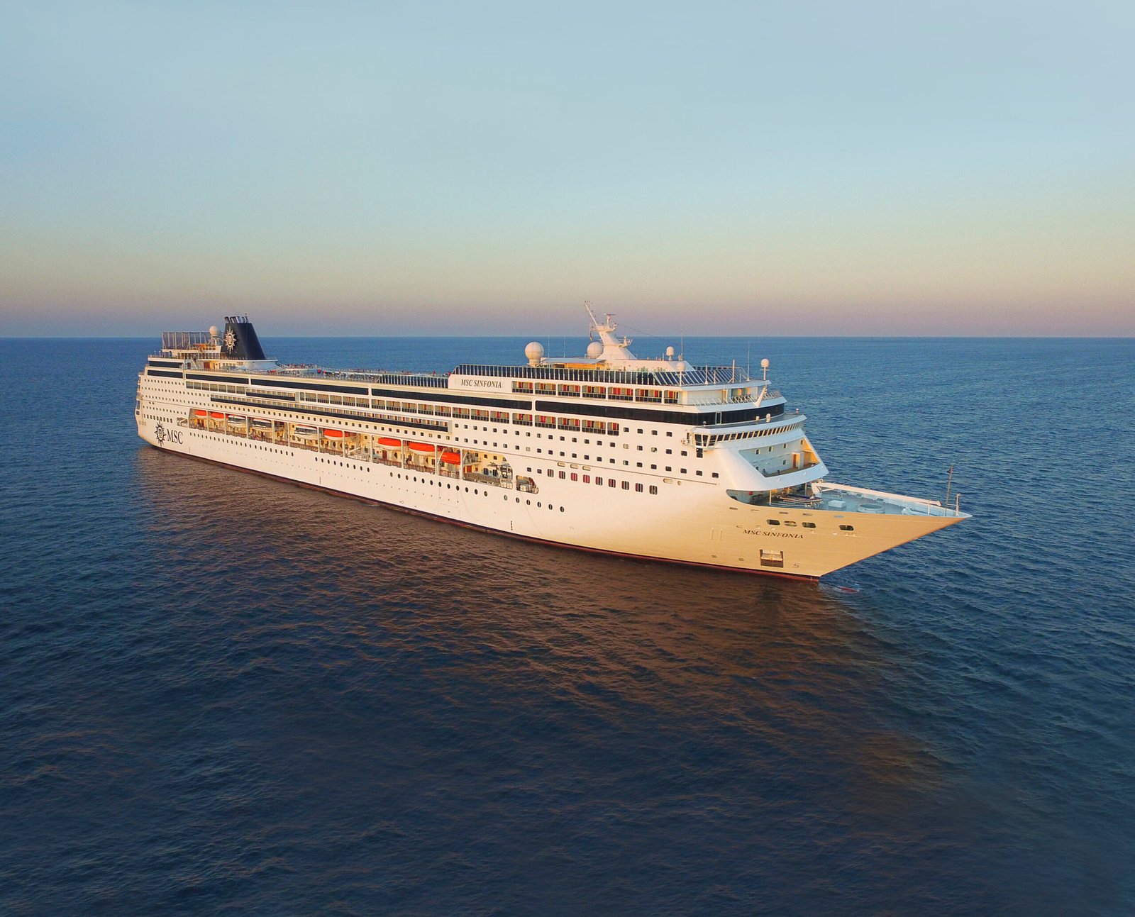 TÜRKİYE ÇIKIŞLI Istanbul,Corfu,Bari,Piraeus,Izmir